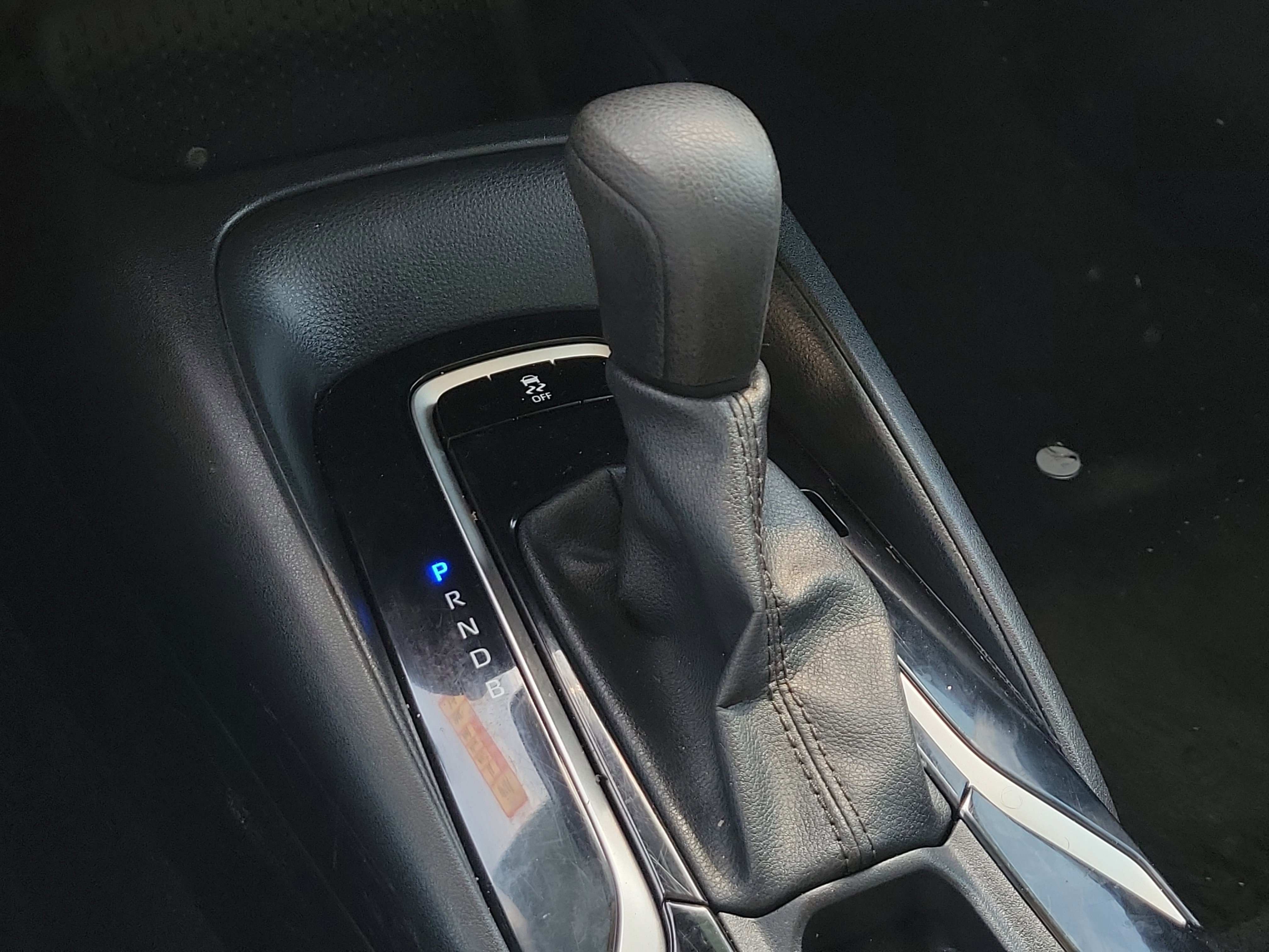 Used 2022 Toyota Corolla LE image 29