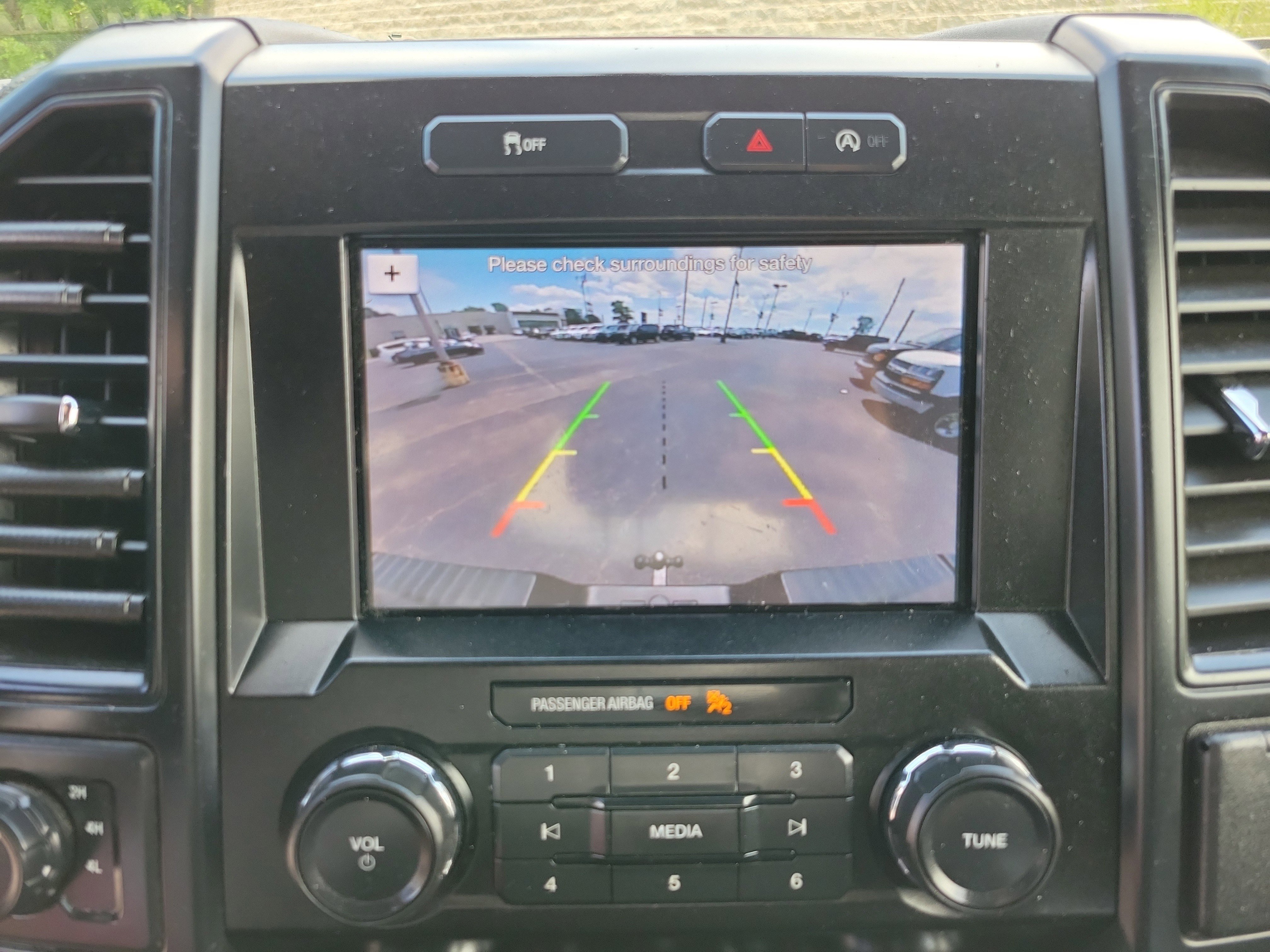 Used 2019 Ford F150 XL w/ Equipment Group 101A Mid AWD/4WD image 11