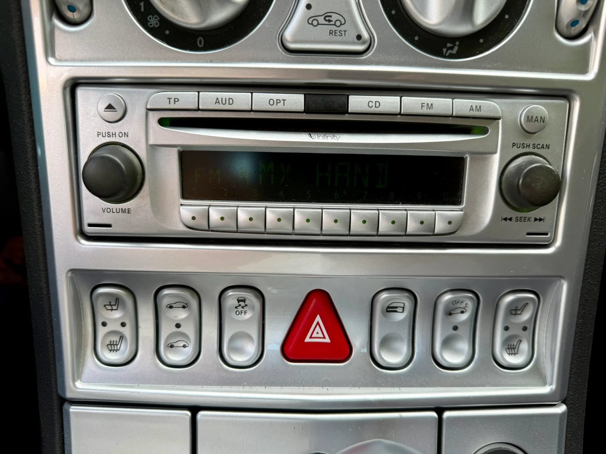 Used 2004 Chrysler Crossfire Coupe RWD image 26