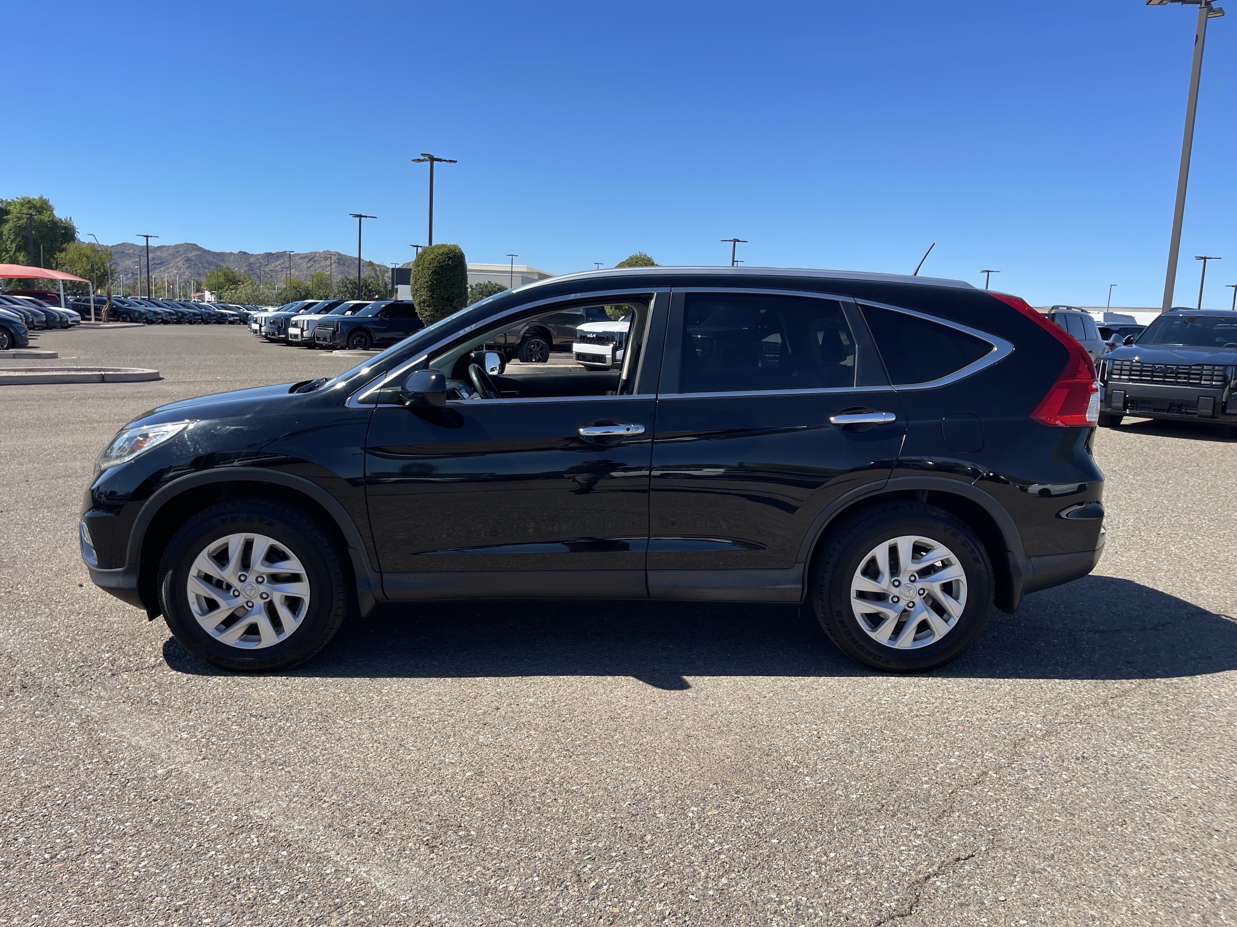 Used 2016 Honda CR-V EX-L image 3