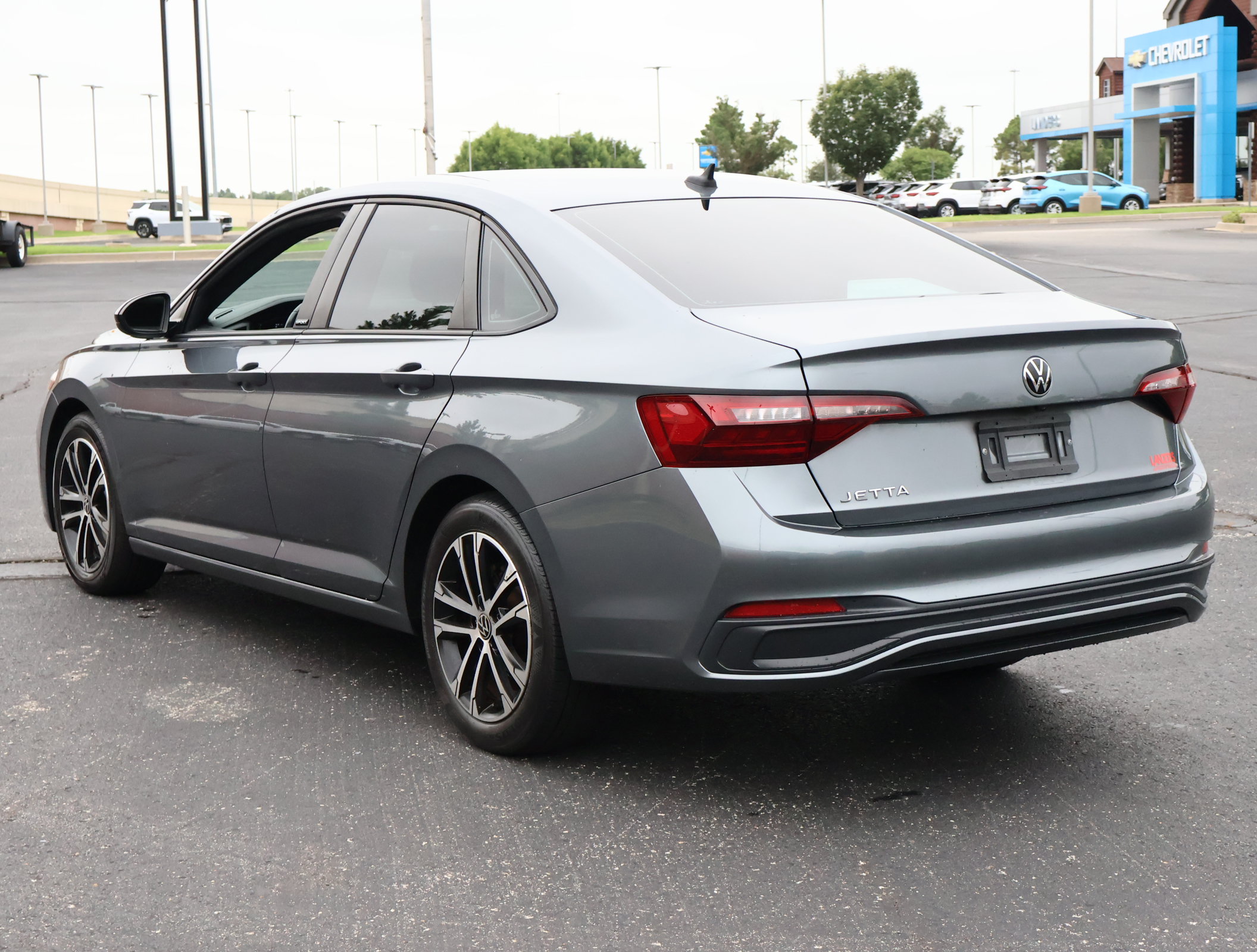 Used 2023 Volkswagen Jetta Sport FWD image 6