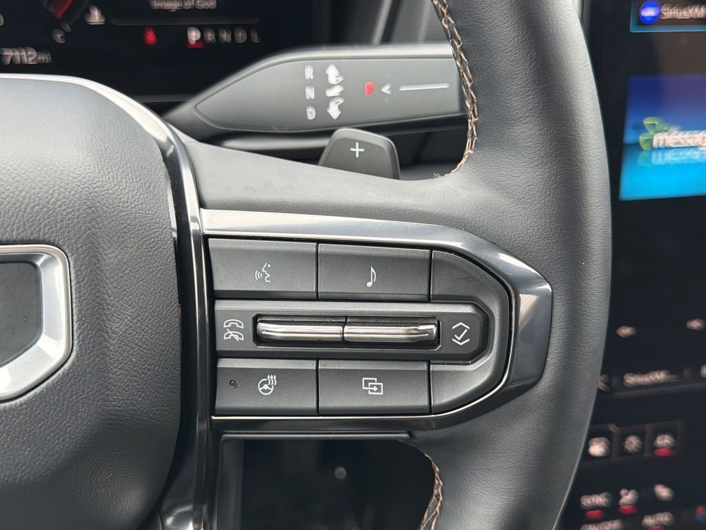 Used 2026 GMC Terrain AT4 image 9