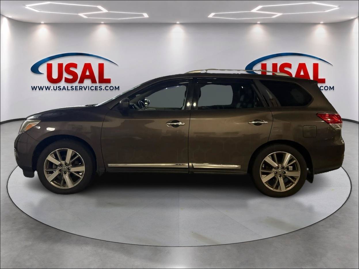 Used 2015 Nissan Pathfinder Platinum w/ Cargo Package FWD image 8