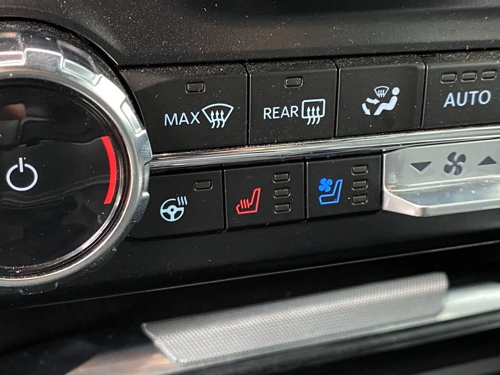 Used 2024 Ford F250 Platinum image 19