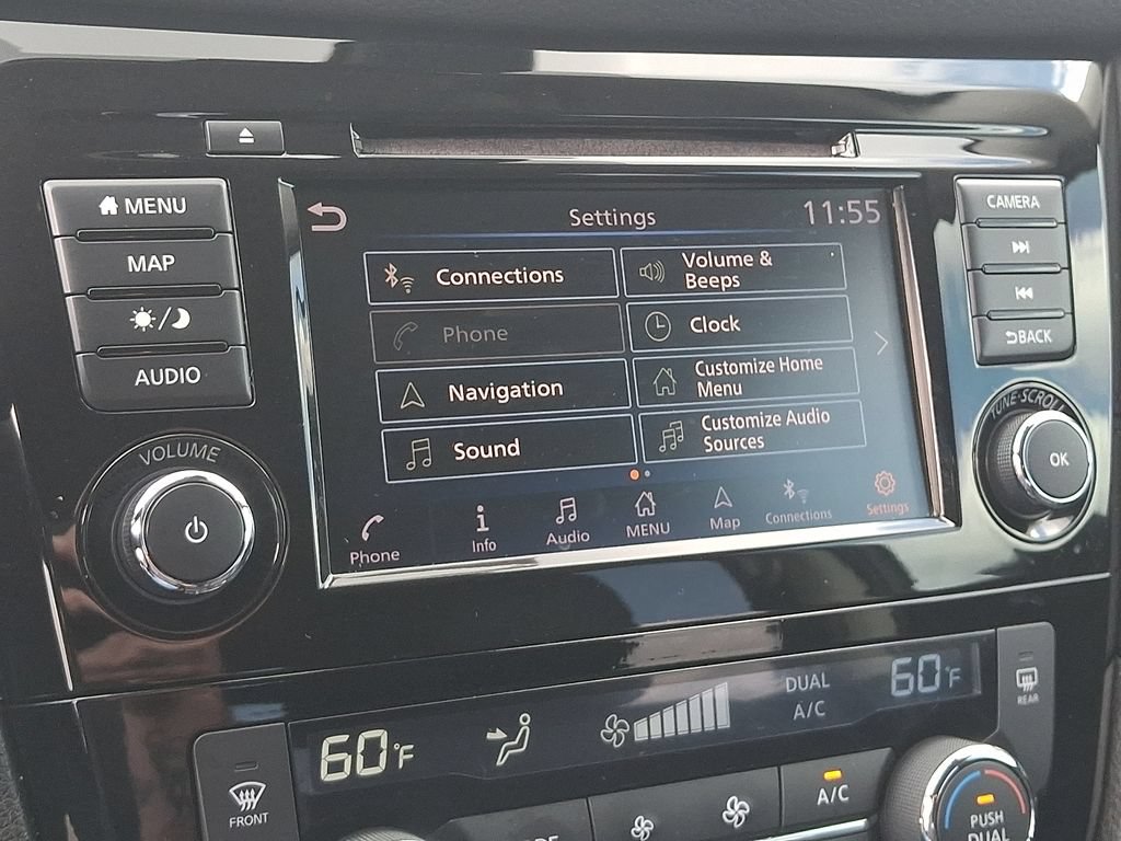 Used 2018 Nissan Rogue SL FWD image 17
