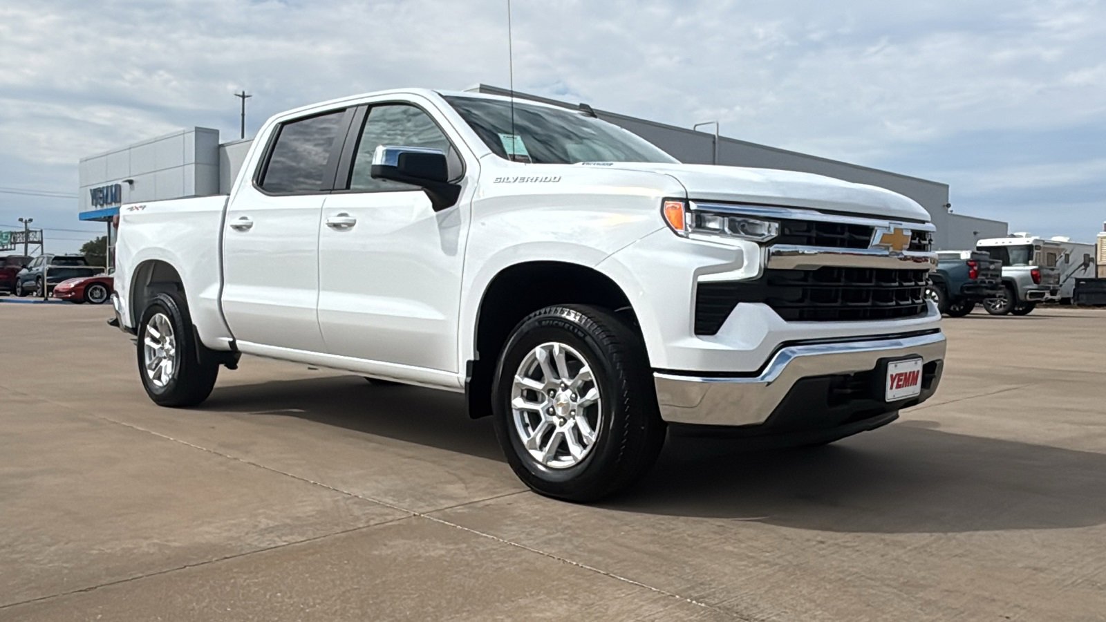 New 2026 Chevrolet Silverado 1500 LT image 2