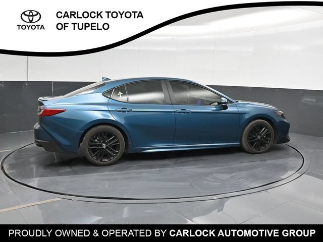 Used 2025 Toyota Camry SE w/ Convenience Package FWD image 4