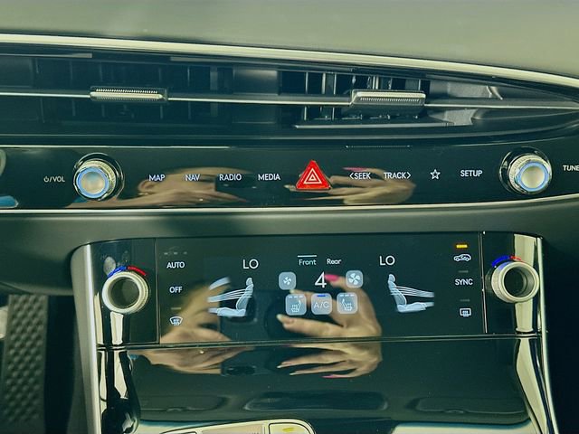 Certified 2026 Genesis GV70 2.5T image 16