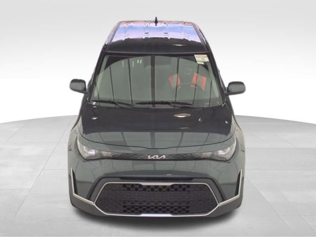 Used 2025 Kia Soul LX w/ LX Technology Package FWD image 5