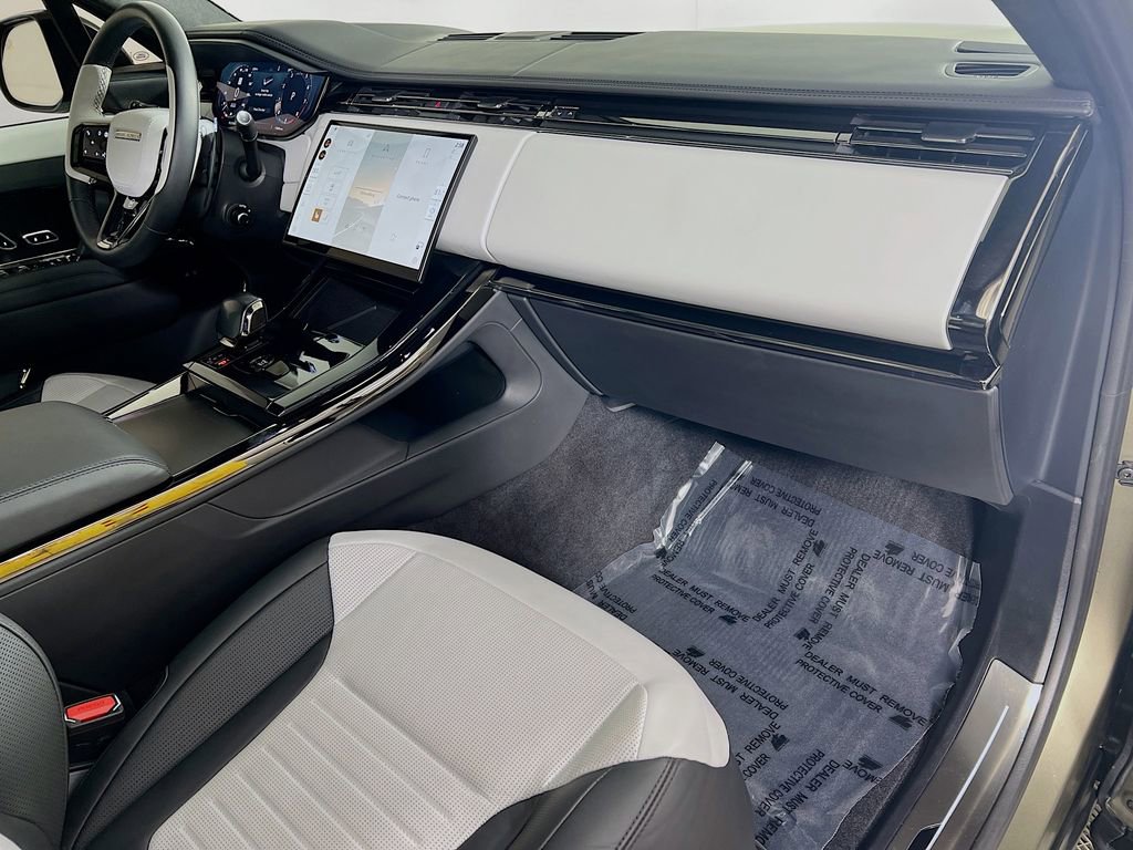 Used 2024 Land Rover Range Rover Sport SV Edition One Carbon Bronze AWD/4WD image 31