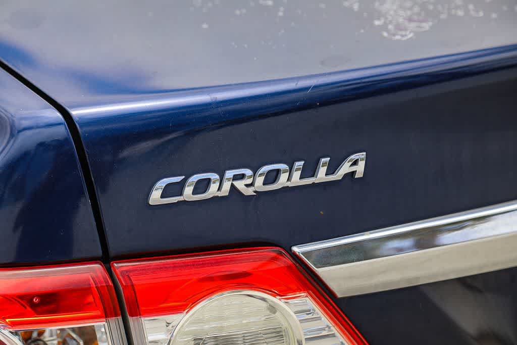 Used 2012 Toyota Corolla L FWD image 10