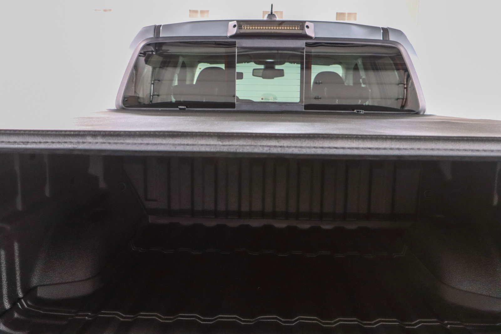 Used 2022 Chevrolet Colorado LT image 29