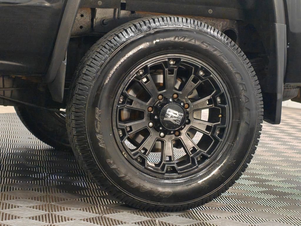 Used 2017 GMC Sierra 2500 Denali w/ Suspension Package, Off-Road image 58