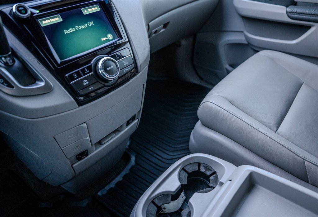 Used 2015 Honda Odyssey EX-L image 23