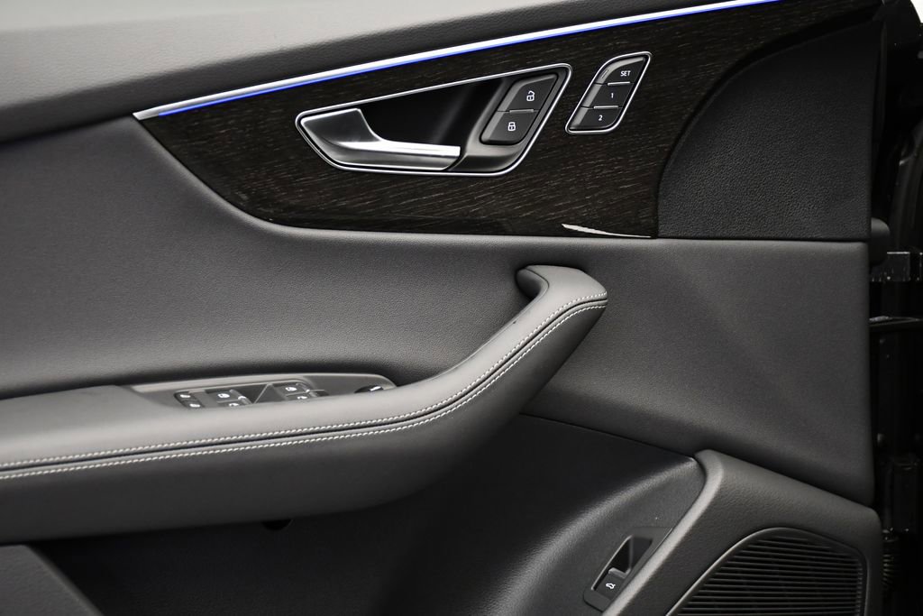 New 2026 Audi Q8 Premium Plus image 33