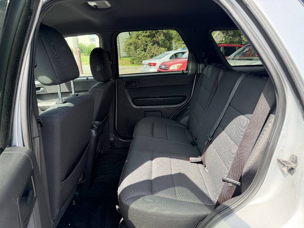 Used 2011 Ford Escape XLT AWD/4WD image 17