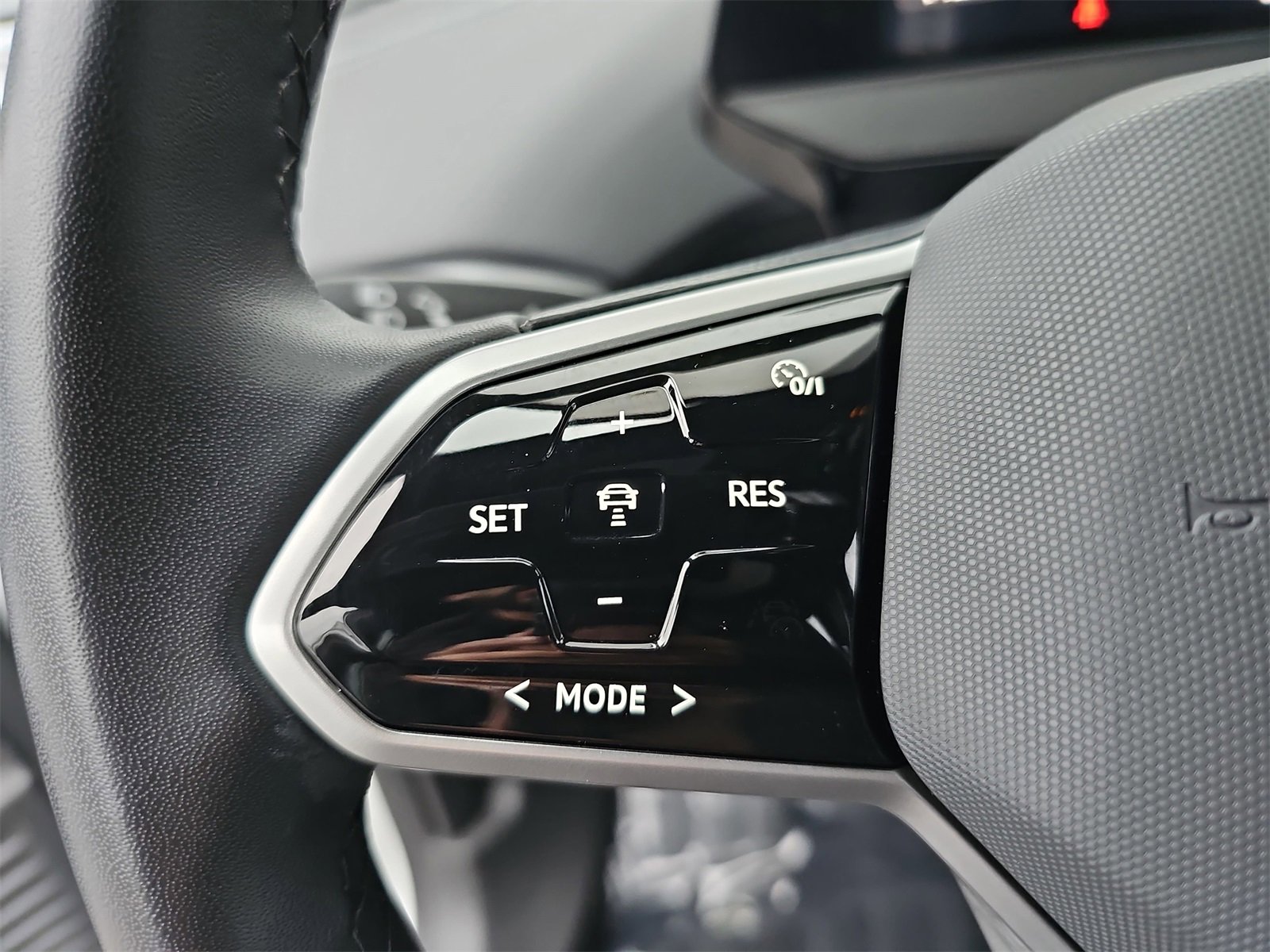 Certified 2023 Volkswagen ID.4 Standard image 16