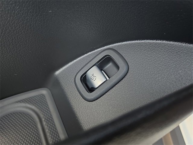 New 2026 Mercedes-Benz GLC 300 4MATIC image 22