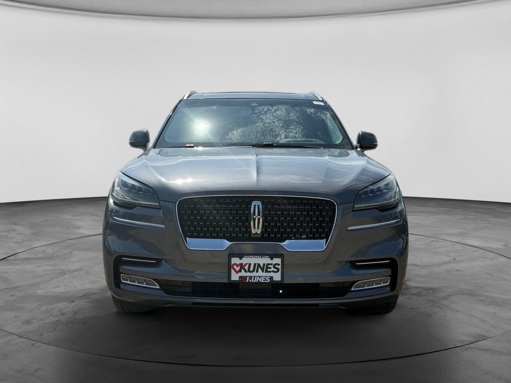 Used 2021 Lincoln Aviator Reserve w/ Equipment Group 208A AWD/4WD image 4