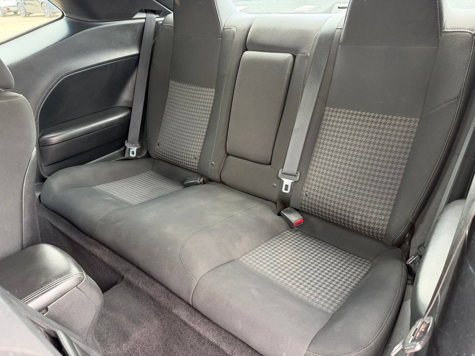 Used 2019 Dodge Challenger R/T RWD image 21