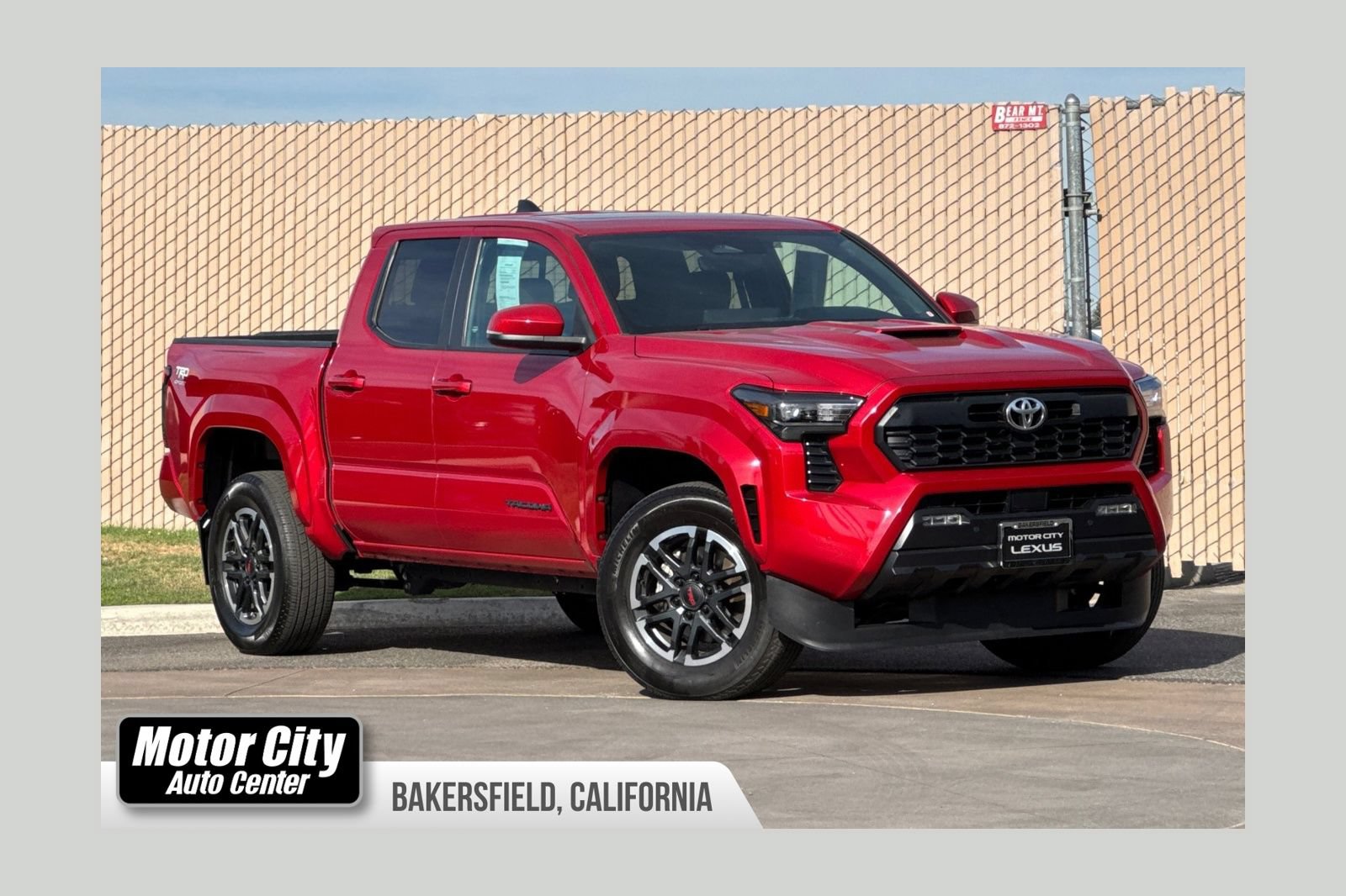 Used 2024 Toyota Tacoma TRD Sport w/ TRD Sport Upgrade Package AWD/4WD image 1