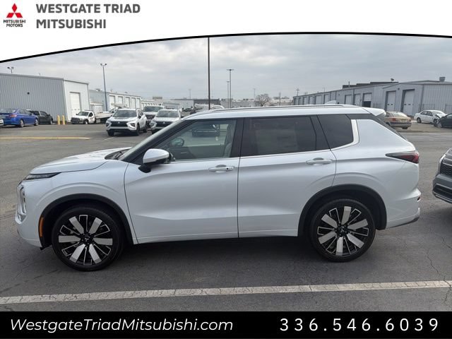 New 2026 Mitsubishi Outlander SEL FWD image 6