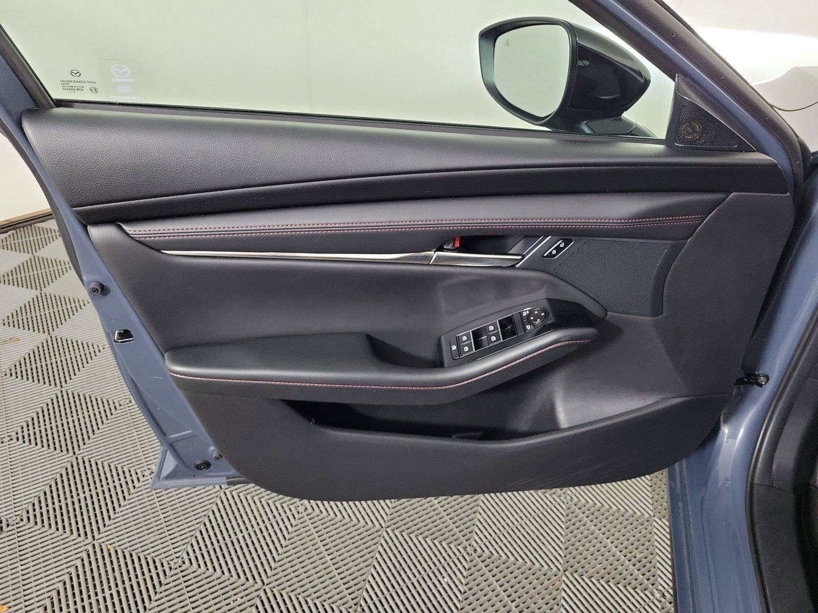 Certified 2024 MAZDA MAZDA3 s AWD/4WD image 18