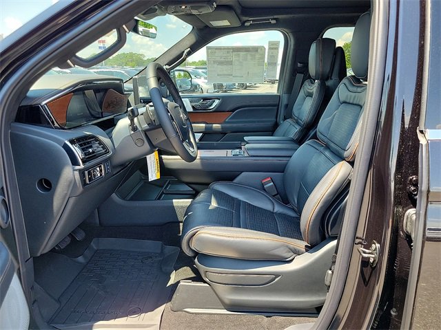 New 2024 Lincoln Navigator L Black Label image 6