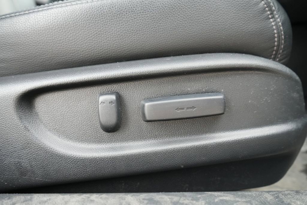 Used 2016 Honda Accord Touring image 13