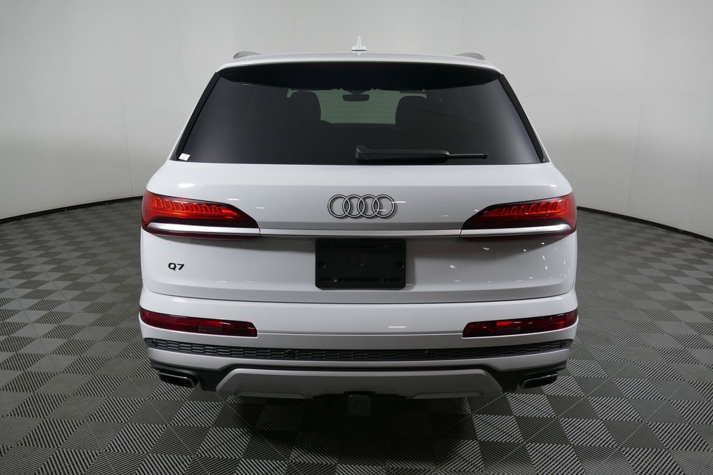Used 2025 Audi Q7 3.0T Premium Plus image 4