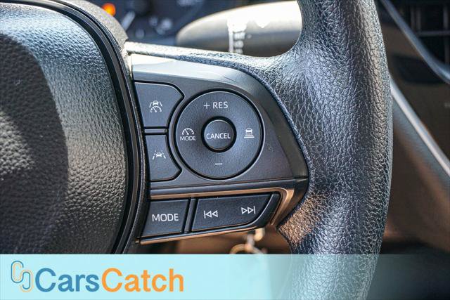 Used 2025 Toyota Corolla LE FWD image 24