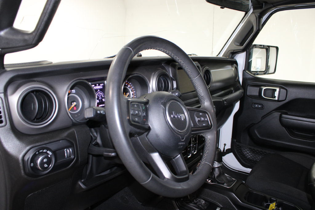 Used 2023 Jeep Gladiator Sport AWD/4WD image 17