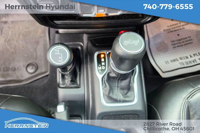 Used 2022 Jeep Wrangler Unlimited Sahara AWD/4WD image 21