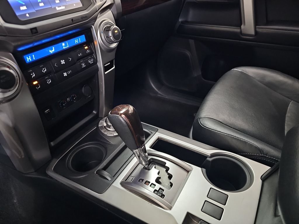 Used 2015 Toyota 4Runner Limited AWD/4WD image 26