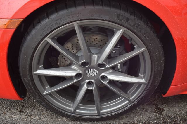 Used 2024 Porsche 911 Carrera T RWD image 39