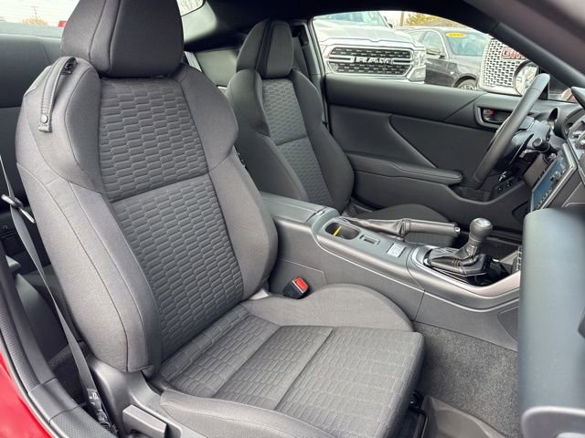 Used 2022 Toyota GR86 w/ ALL Weather Mat Package (TMS) image 23