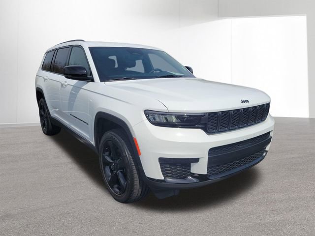 Used 2023 Jeep Grand Cherokee L Laredo AWD/4WD image 13