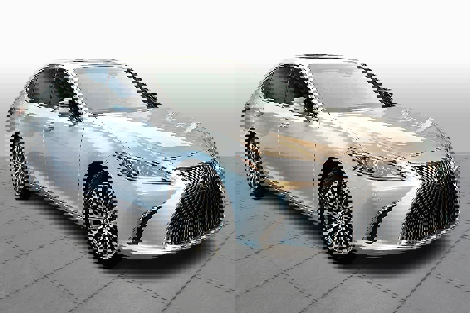 Used 2021 Lexus ES 300h w/ Premium Package image 2