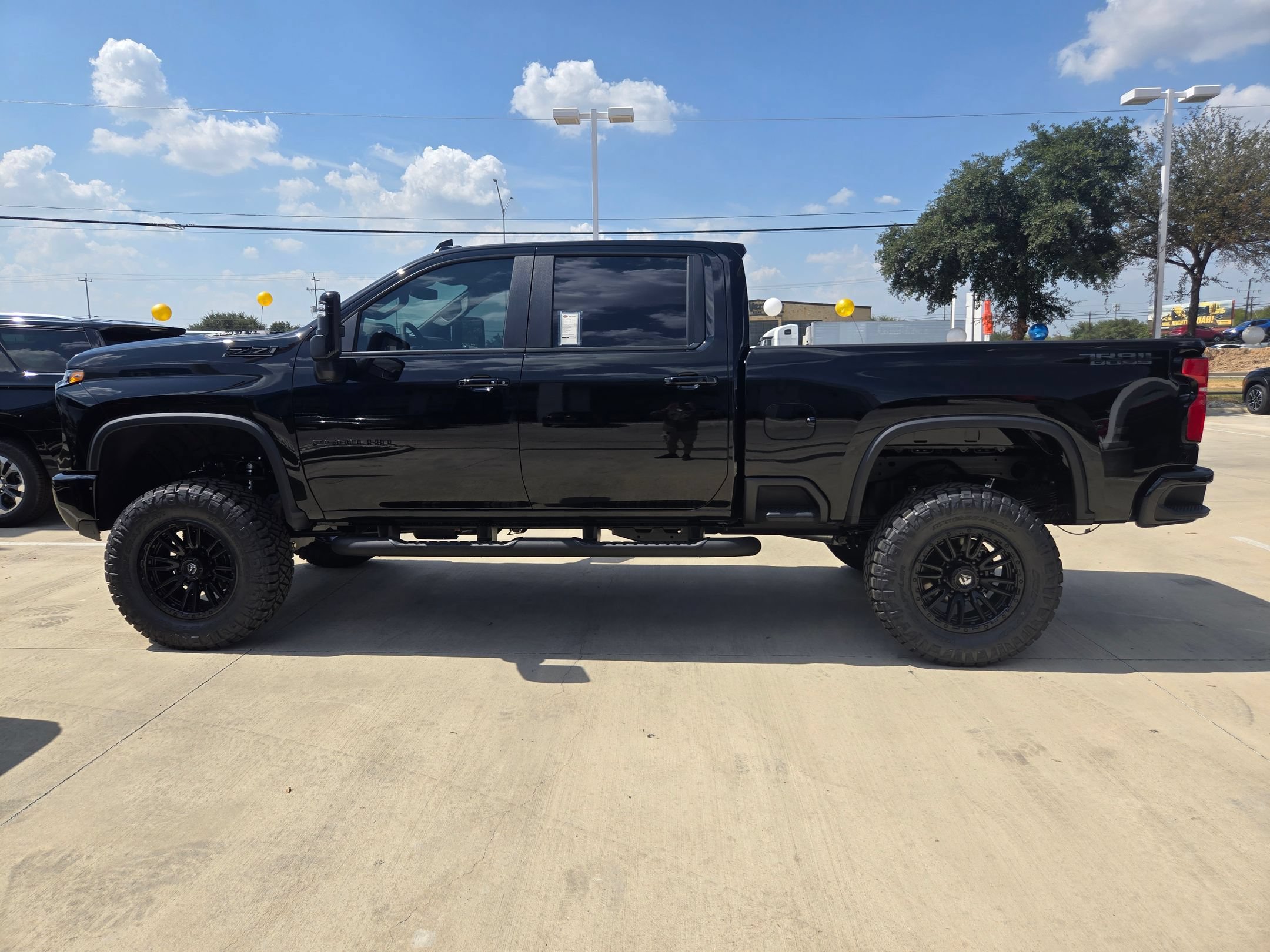 New 2026 Chevrolet Silverado 2500 LT w/ Trail Boss Package AWD/4WD image 4