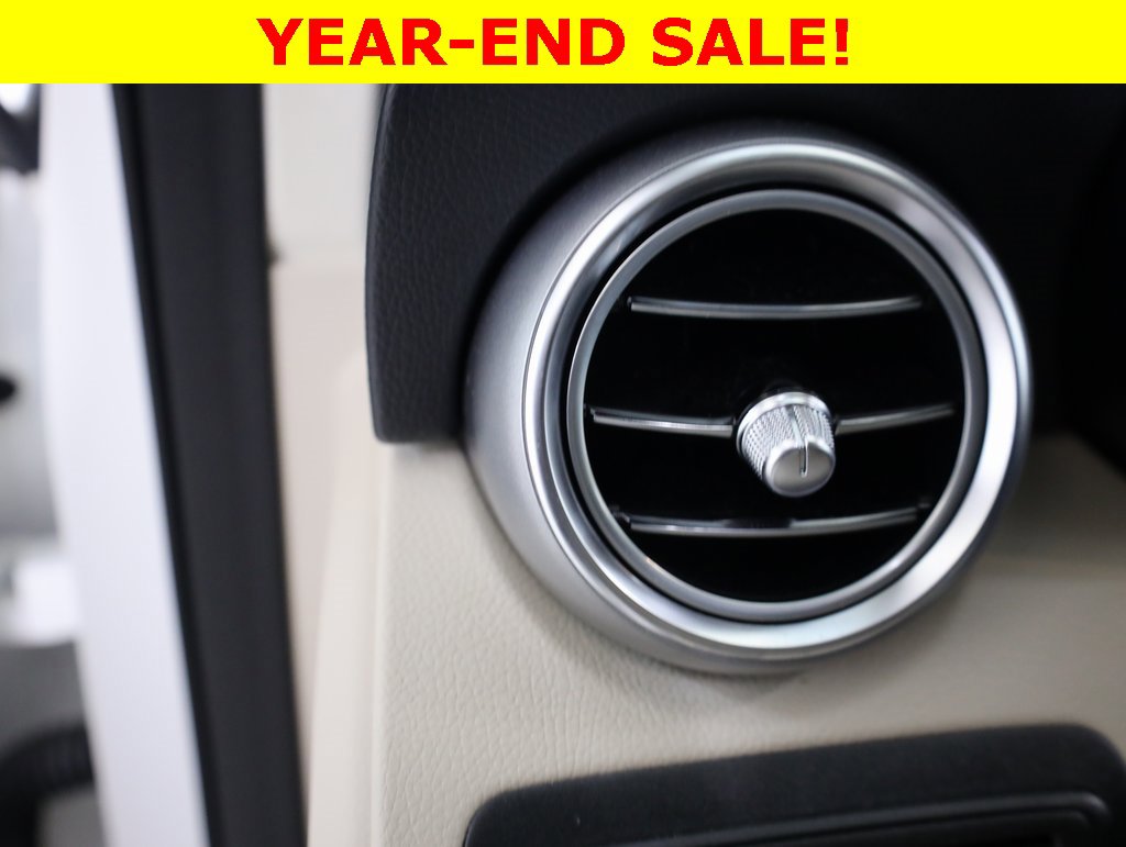 Used 2022 Mercedes-Benz GLC 300 4MATIC image 11