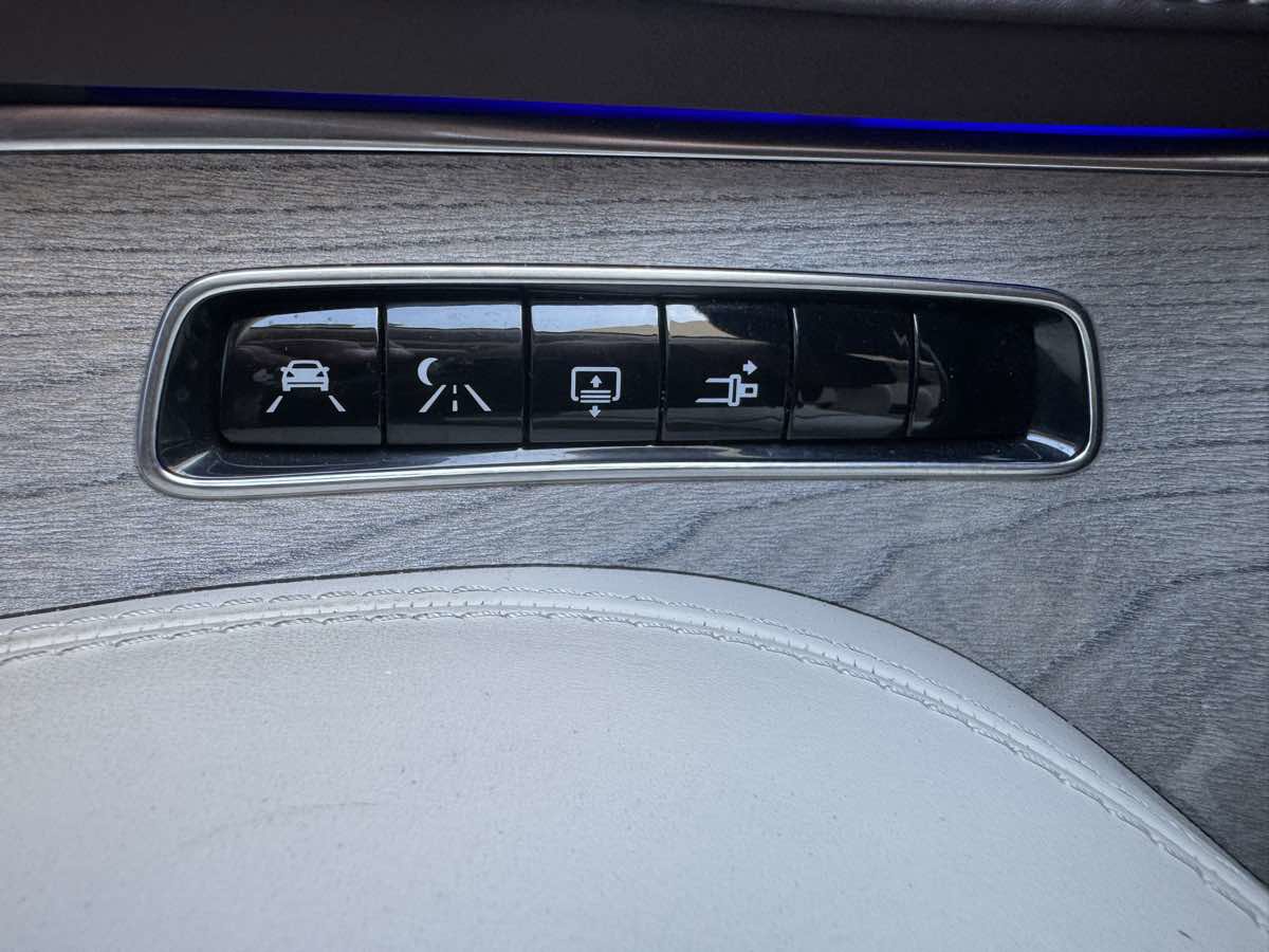 Used 2019 Mercedes-Benz S 560 4MATIC Coupe image 22