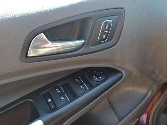 Used 2019 Ford Transit Connect XLT image 13