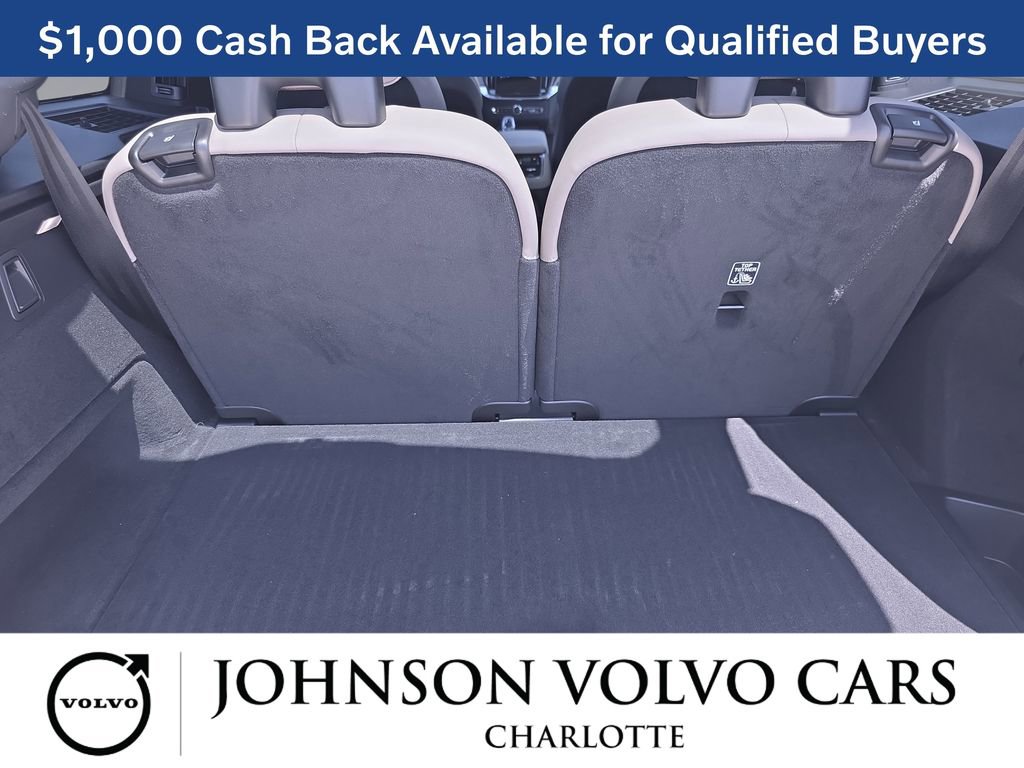 New 2026 Volvo XC90 T8 Ultra w/ Protection Package Premier AWD/4WD image 13