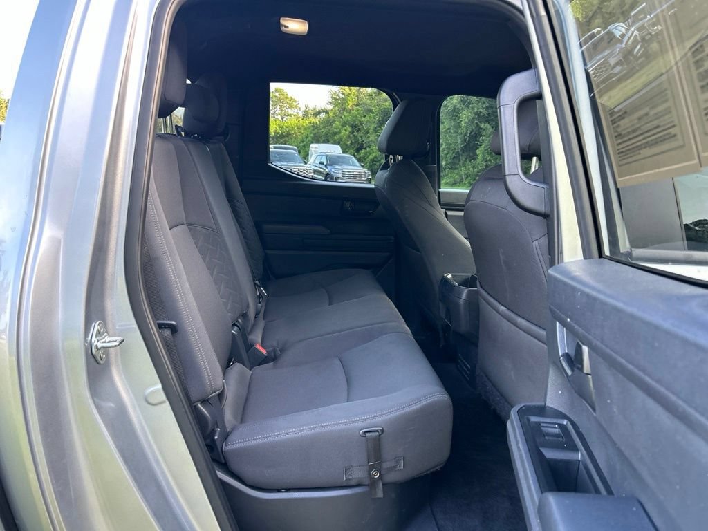 Used 2025 Toyota Tacoma SR5 RWD image 42