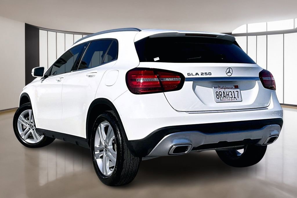 Used 2019 Mercedes-Benz GLA 250 w/ Premium Package image 4
