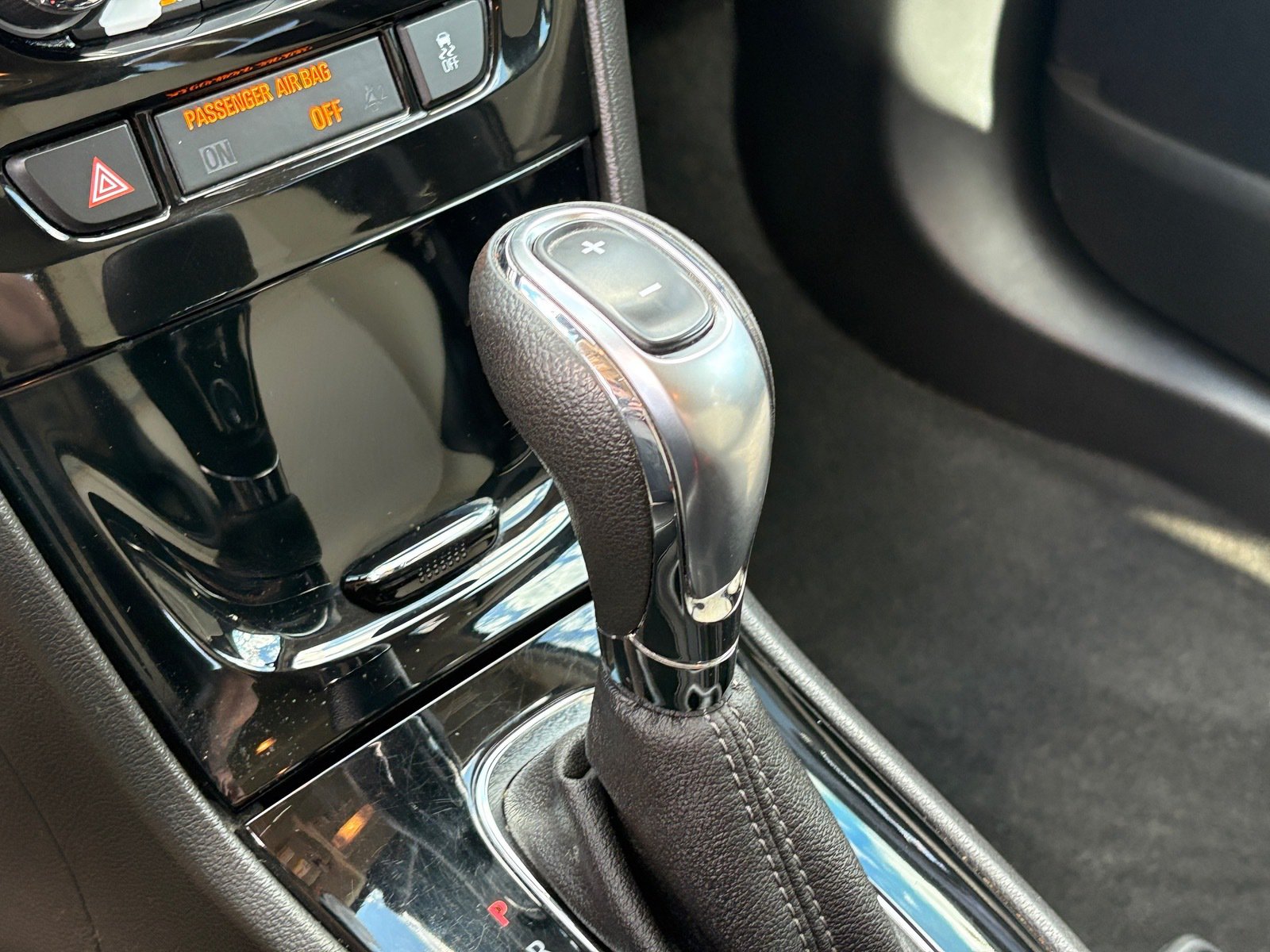 Used 2018 Buick Encore Preferred FWD image 29