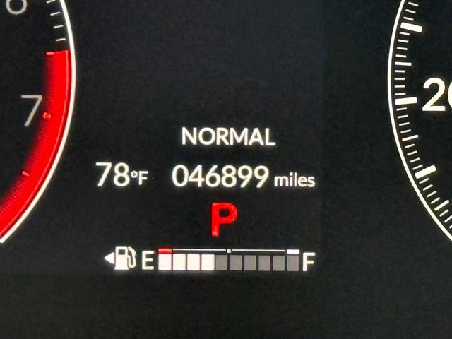 Used 2024 Honda Pilot Touring image 7