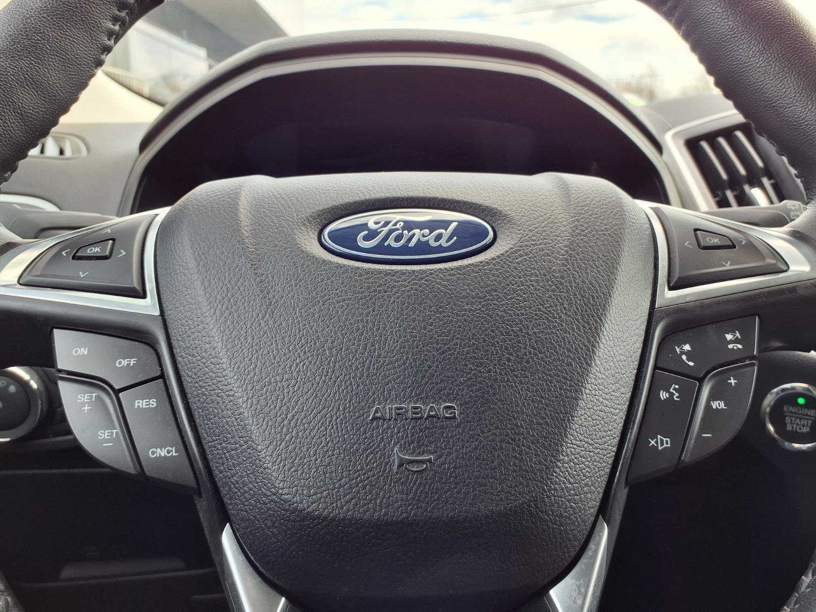 Used 2024 Ford Edge SEL w/ Convenience Package AWD/4WD image 15
