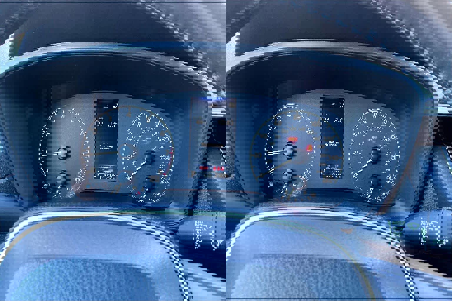 Certified 2023 Toyota Corolla Cross LE w/ Moonroof Package image 25