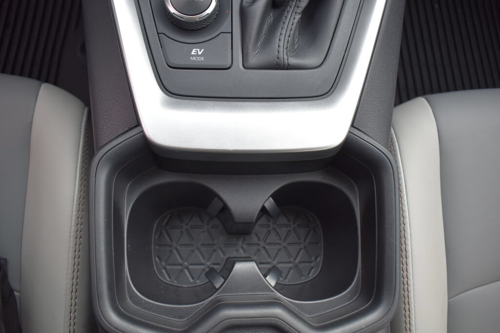 Certified 2021 Toyota RAV4 XLE Premium AWD/4WD image 14